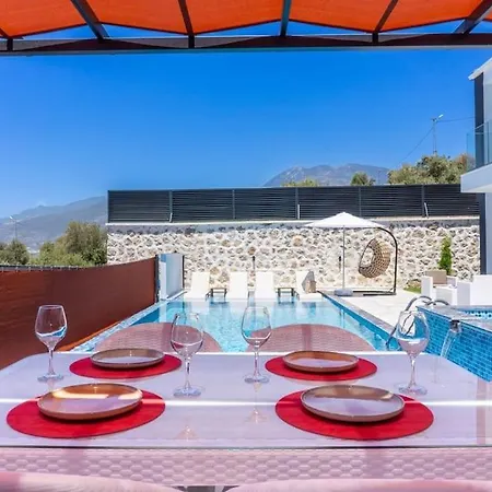 Sira Villa *