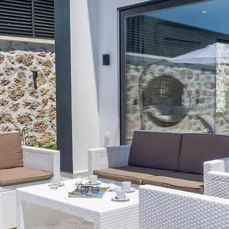 Sira Villa Kas