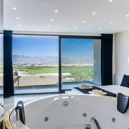 Sira Villa *